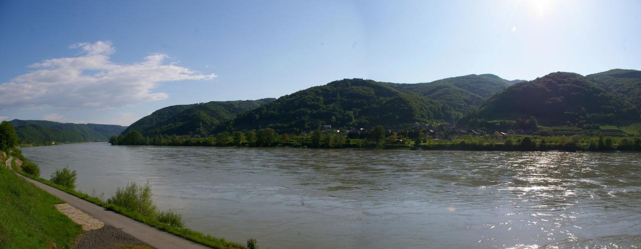 13.05.08 (42) - Le Danube