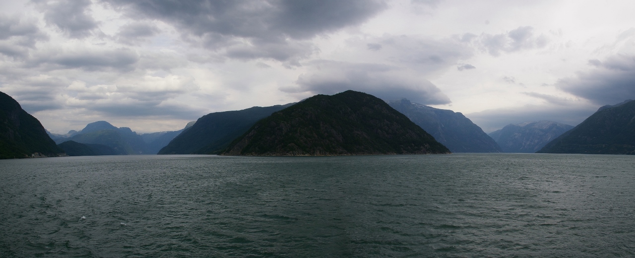 13.07.28 (5) - Ferry de l'Eidfjorden (1280x520)